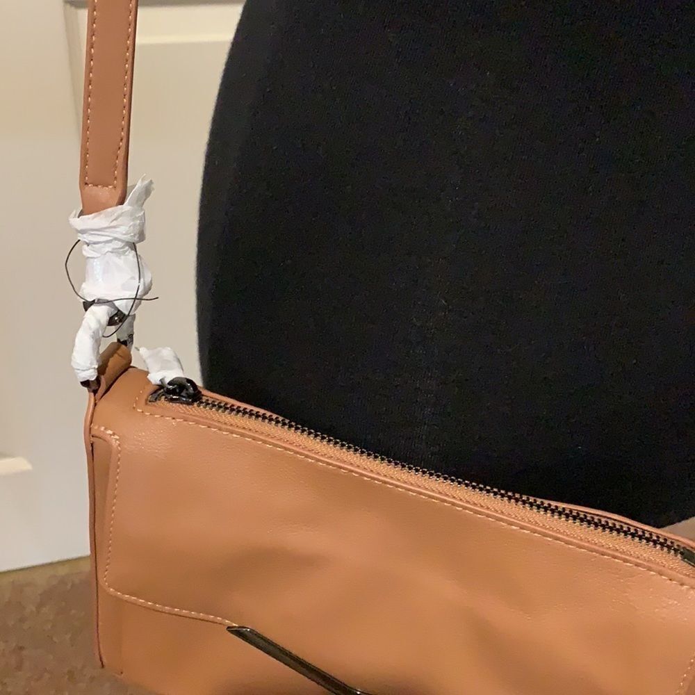 Botkier Valentina cross body. New - Picture 4 of 16